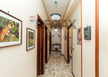 Hall / corridoio - Appartamento Via Galermo
 
124, Catania - foto 45