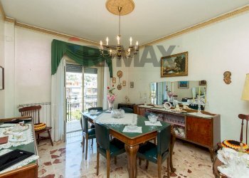 Sala da pranzo - Appartamento Via Galermo
 
124, Catania - foto 49