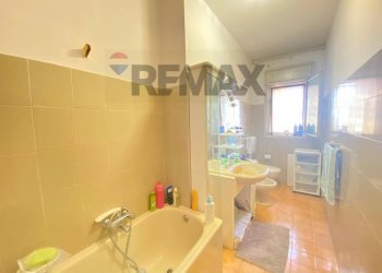 Bagno - Trilocale Viale Bummacaro
 
16, Catania - foto 24