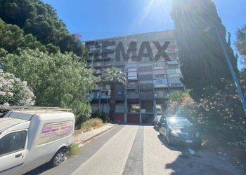 Edificio all\'aperto - Trilocale Viale Bummacaro
 
16, Catania - foto 42