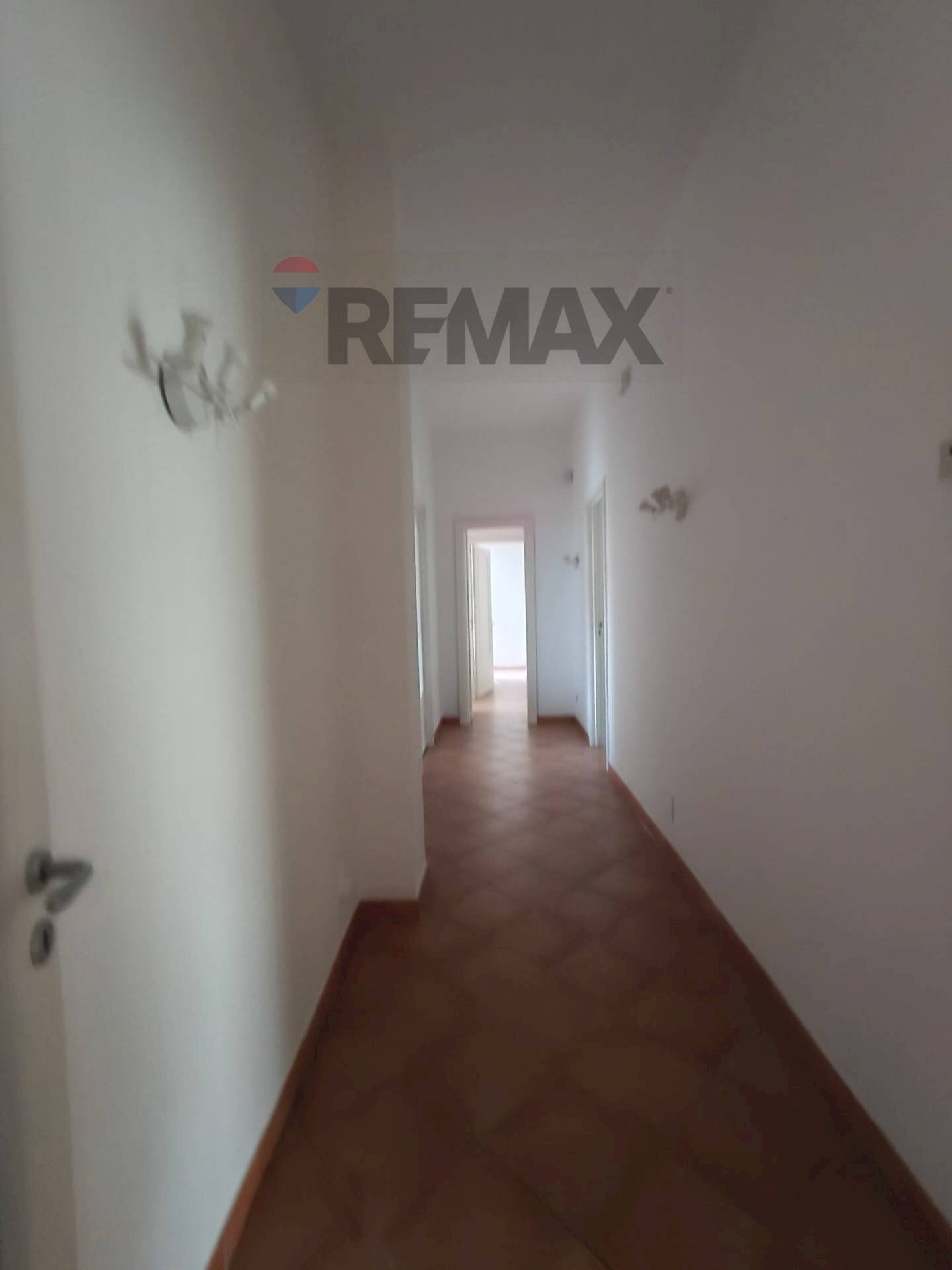Hall / corridoio - Apartment Via Barriera Del Bosco
12, Sant'Agata Li Battiati - photo 3