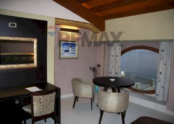 Sala da pranzo - Hotel Via Argenta
38/40/42, Acireale - foto 60