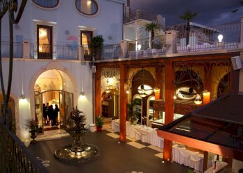 Casa all\'aperto - Hotel Via Argenta
38/40/42, Acireale - foto 62