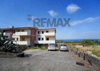 facciata - Villa a Schiera Via Vampolieri
 
10, Aci Catena - foto 1