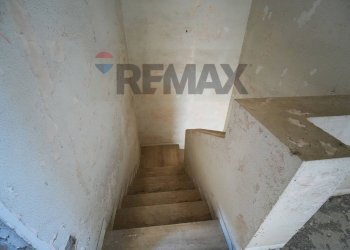 Scale - Villa a Schiera Via Vampolieri
 
10, Aci Catena - foto 14