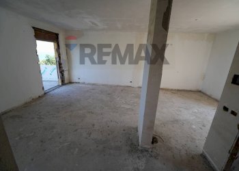 Stanza vuota - Villa a Schiera Via Vampolieri
 
10, Aci Catena - foto 15