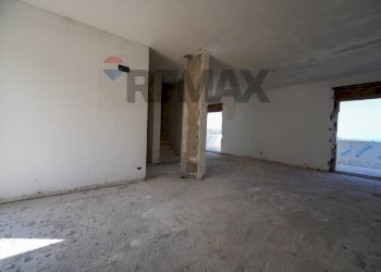 Stanza vuota - Villa a Schiera Via Vampolieri
 
10, Aci Catena - foto 20