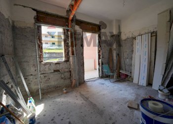 Stanza vuota - Villa a Schiera Via Vampolieri
 
10, Aci Catena - foto 21