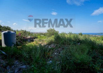 Giardino - Villa a Schiera Via Vampolieri
 
10, Aci Catena - foto 32