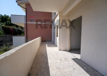Balcone - Villa a Schiera Via Vampolieri
 
10, Aci Catena - foto 34