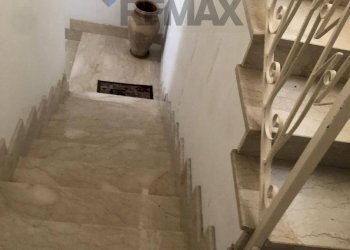 Scale - Casa semi indipendente Via Duca degli Abruzzi
 
5, Caltagirone - foto 11