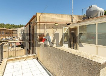 Balcone - Casa semi indipendente Via Duca degli Abruzzi
 
5, Caltagirone - foto 3