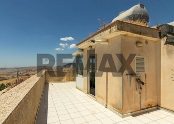 Terrazza - Casa semi indipendente Via Duca degli Abruzzi
 
5, Caltagirone - foto 4