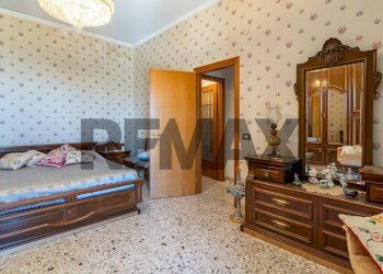 Camera / camera da letto - Casa semi indipendente Via Duca degli Abruzzi
 
5, Caltagirone - foto 24