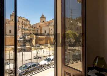Balcone - Casa semi indipendente Via Duca degli Abruzzi
 
5, Caltagirone - foto 28