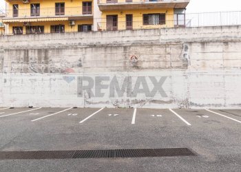 Edificio all\'aperto - Quadrilocale Via Emanuele Macrì
 
4, Acireale - foto 9