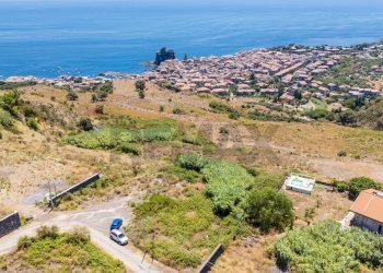 Vista dell\'acqua - Terreno agricolo Contrada Cottarelli
 
snc, Aci Castello - foto 14