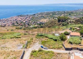 Vista delle montagne - Terreno agricolo Contrada Cottarelli
 
snc, Aci Castello - foto 17