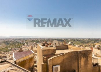 Edificio all\'aperto - Casa indipendente Via Ex Matrice
 
110, Caltagirone - foto 24