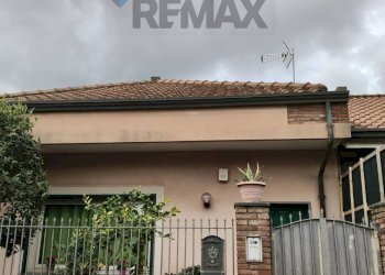 Casa all\'aperto - Villa Via Sergente S. Pappalardo
 
6, Viagrande - foto 1