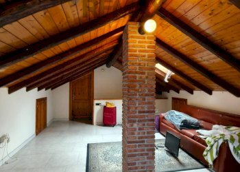 Soggiorno - Villa Via Sergente S. Pappalardo
 
6, Viagrande - foto 19