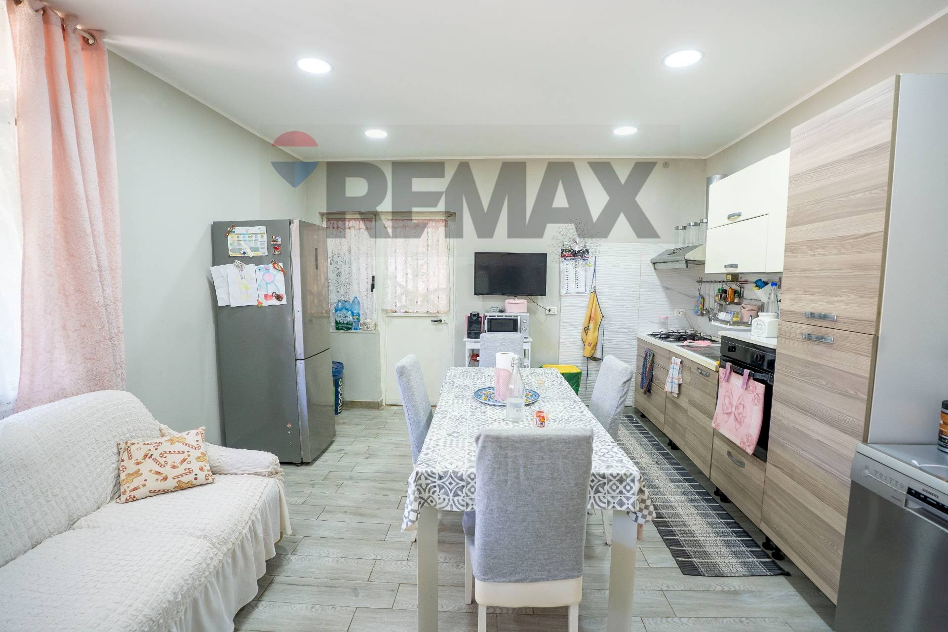 Cucina - Casa indipendente Via della Pilosella
 
47, Catania - foto 1