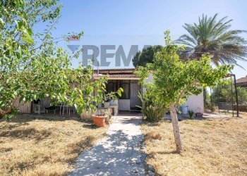 Giardino - Casa indipendente Via della Pilosella
 
47, Catania - foto 20