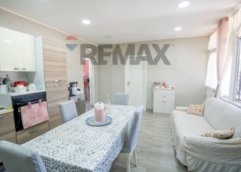 Sala da pranzo - Casa indipendente Via della Pilosella
 
47, Catania - foto 44