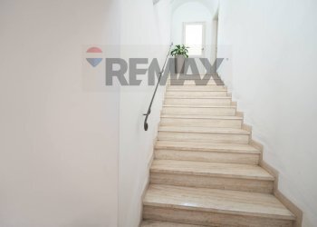 Scale - Apartment Via San Martino
 
4, Jesi - photo 18