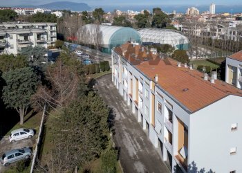Edificio all\'aperto - Trilocale Via Beniamino Gigli
 
29, Porto Recanati - foto 3