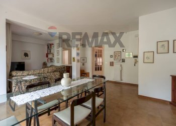 Sala da pranzo - Trilocale Via Beniamino Gigli
 
29, Porto Recanati - foto 11
