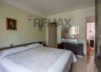Camera / camera da letto - Trilocale Via Beniamino Gigli
 
29, Porto Recanati - foto 33