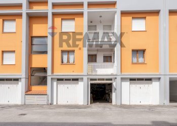 Edificio all\'aperto - Trilocale Via Beniamino Gigli
 
29, Porto Recanati - foto 40