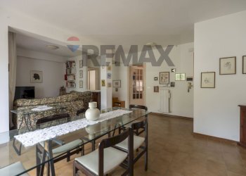 Sala da pranzo - Trilocale Via Beniamino Gigli
 
29, Porto Recanati - foto 56
