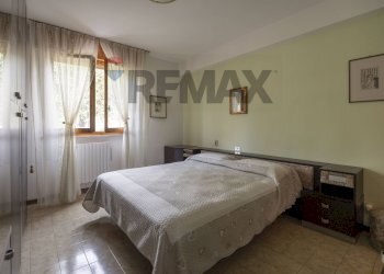 Camera / camera da letto - Trilocale Via Beniamino Gigli
 
29, Porto Recanati - foto 75