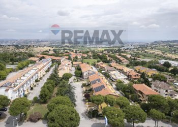 Edificio all\'aperto - Independent house Via Pintura del braccio
 
62, Recanati - photo 5