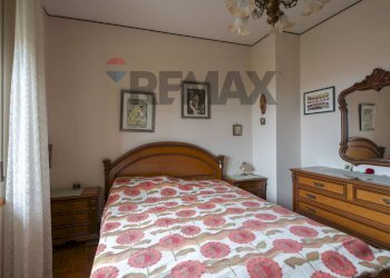 Camera / camera da letto - Independent house Via Pintura del braccio
 
62, Recanati - photo 29
