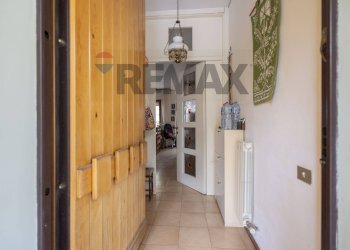 Hall / corridoio - Independent house Via Pintura del braccio
 
62, Recanati - photo 47
