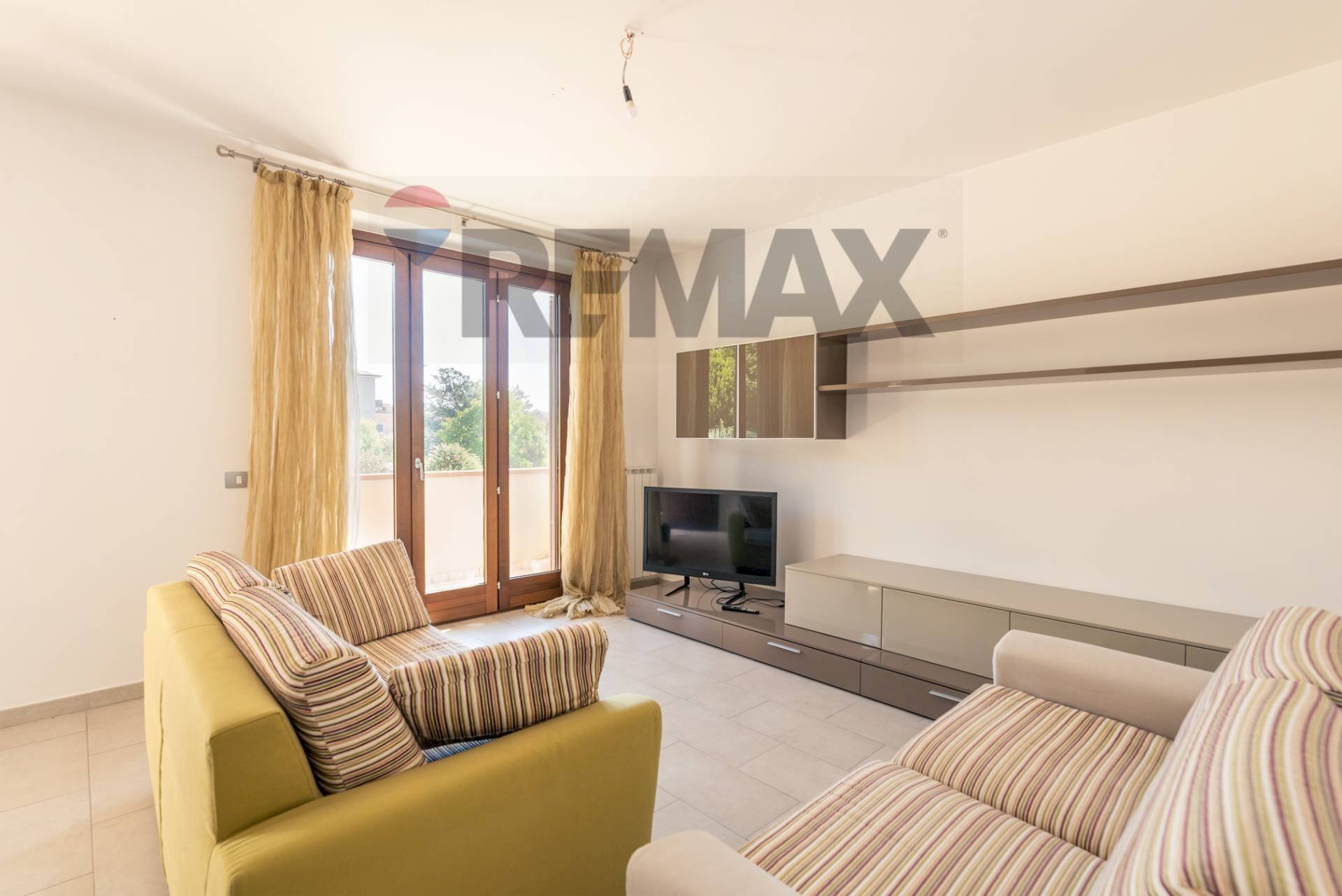 Soggiorno - Semi-detached house Via Fratelli Cervi, Castelplanio - photo 3