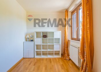 Stanza vuota - Semi-detached house Via Fratelli Cervi, Castelplanio - photo 23