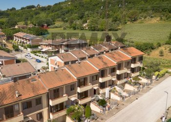 Edificio all\'aperto - Semi-detached house Via Fratelli Cervi, Castelplanio - photo 33