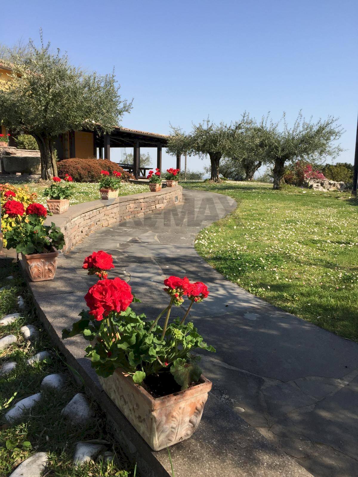 Giardino - Villa Via Lizzano
 
303, Cesena - photo 1