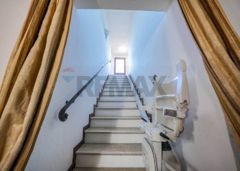 Scale - Villa Via Lizzano
303, Cesena - photo 32