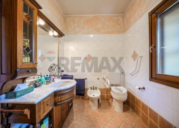 Bagno - Villa Via Lizzano
303, Cesena - photo 35
