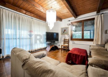 Soggiorno - Villa Via Lizzano
303, Cesena - photo 41