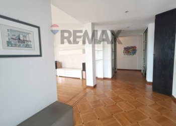 Hall / corridoio - Apartment Via Fra' Giovanni Da Pian Di Carpine
82, Perugia - photo 8