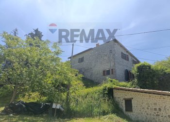 Casa all\'aperto - Casa indipendente Gavelli
 
Snc, Sant'Anatolia di Narco - foto 2