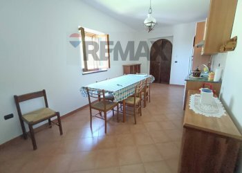 Sala da pranzo - Casa indipendente Gavelli
 
Snc, Sant'Anatolia di Narco - foto 10