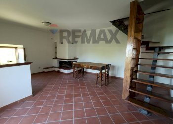 Sala da pranzo - Casa indipendente Gavelli
 
Snc, Sant'Anatolia di Narco - foto 31