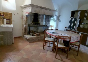 Sala da pranzo - Bilocale Gavelli
 
Snc, Sant'Anatolia di Narco - foto 6